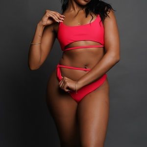 Red strapy bikini
